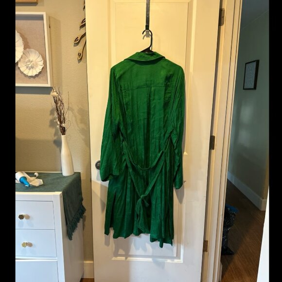 NWT‎ Green Floral Trench - Picture 7 of 7